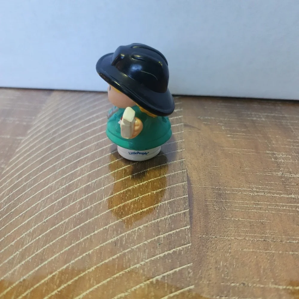 Fisher-Price Little People Doctor Nurse Figure Green Scrubs 2001 Mattel Vintage